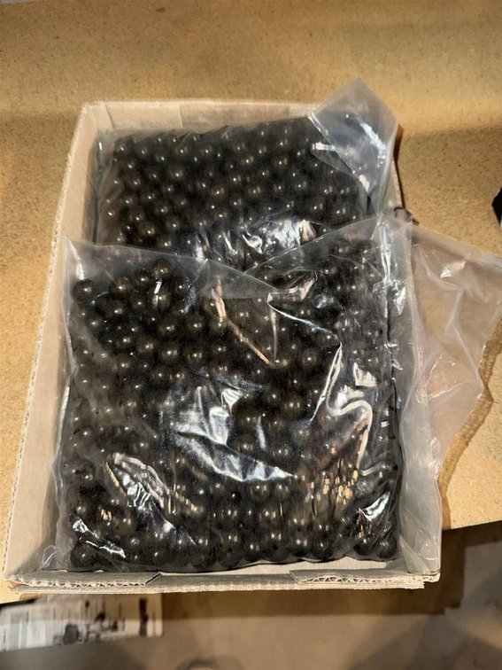 Bulk Packaged Black Plastic Airsoft BBs