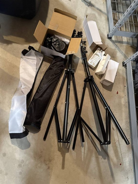 Photography Light Kit with Stands and Accessories