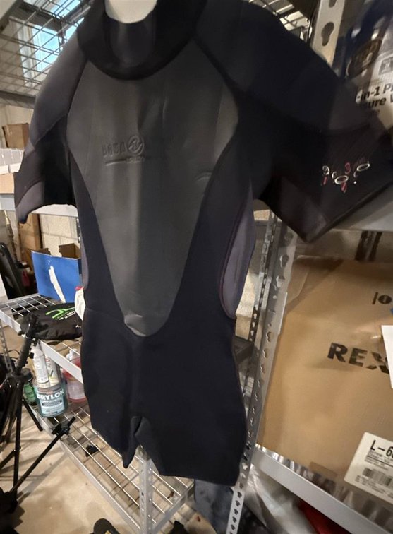 Quantum Stretch Wetsuit and O.MS Divers Boots