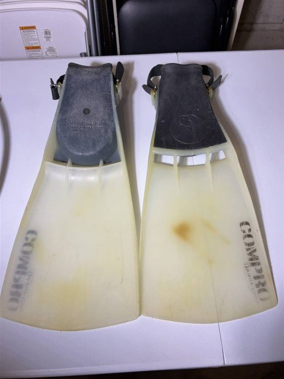 US Divers Combo Scuba Fins Size 9-10 Italy