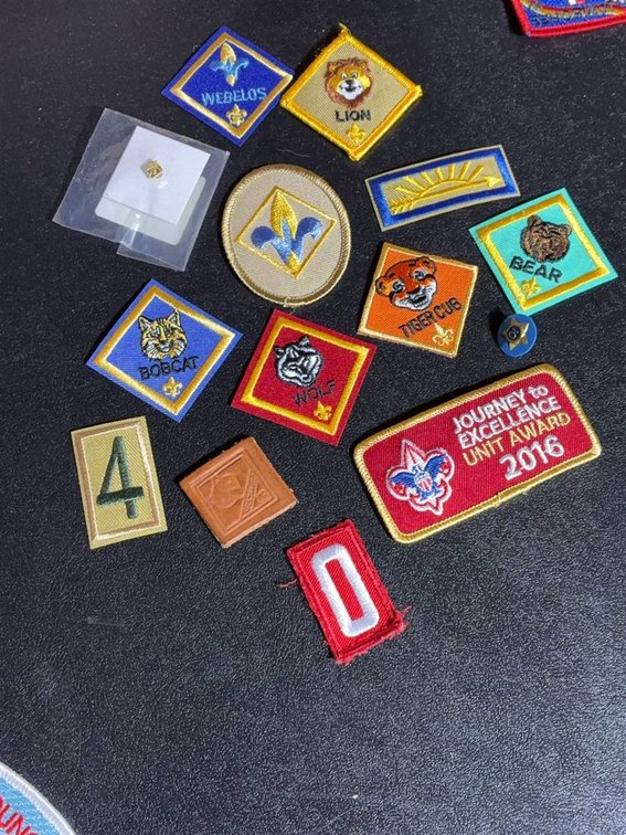Boy Scouts Cub Scout Ranks Patch Lot, 2016 Award