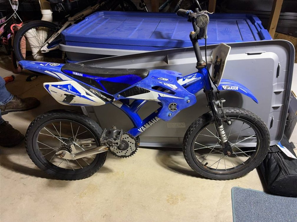 Yamaha Moto BMX Style 16" Kids Bicycle