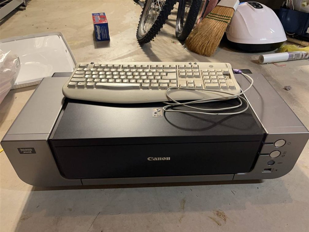 Canon PIXMA Pro9000 Printer With Keyboard