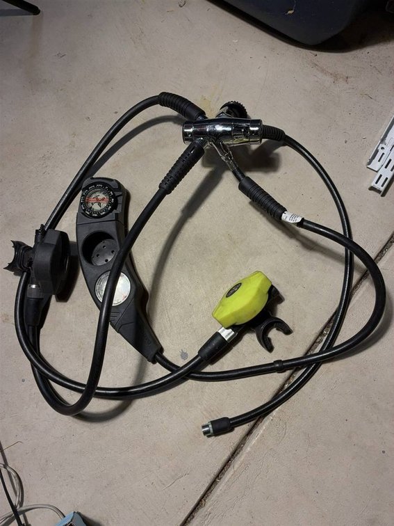Dacor Extreme Scuba Diving Regulator Set