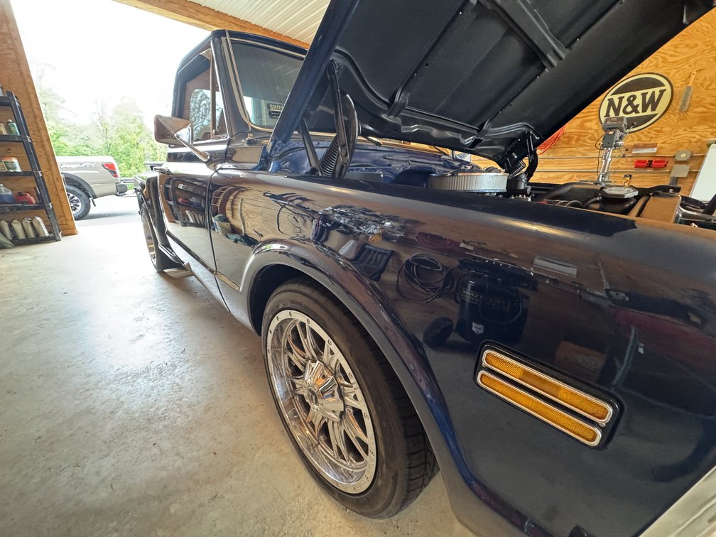 1969 GMC Stepside (Sold Subject to Seller Confirmation)