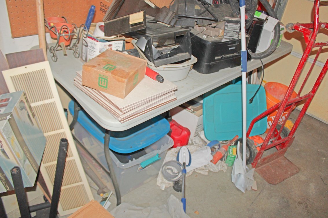 Image for LAST MINUTE! EMERGENCY TREASURE HUNTER'S ESTATE AUCTION