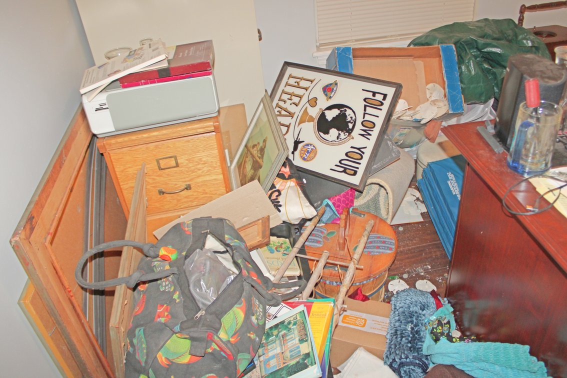 Image for LAST MINUTE! EMERGENCY TREASURE HUNTER'S ESTATE AUCTION
