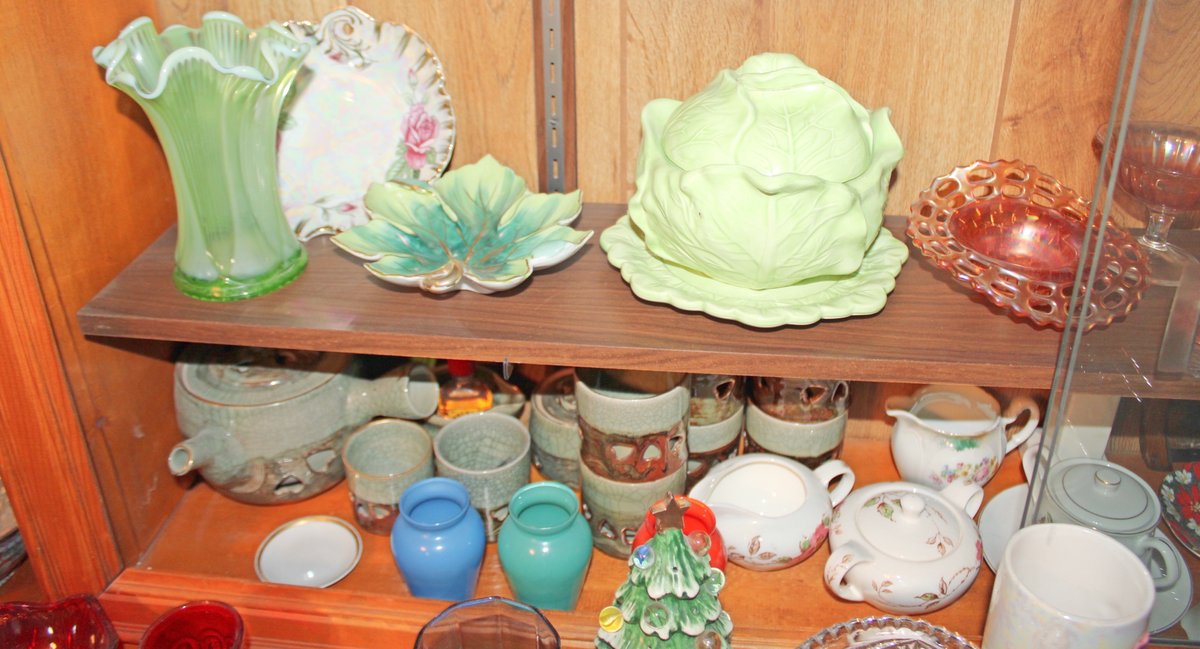 Image for LIVING ESTATE AUCTION