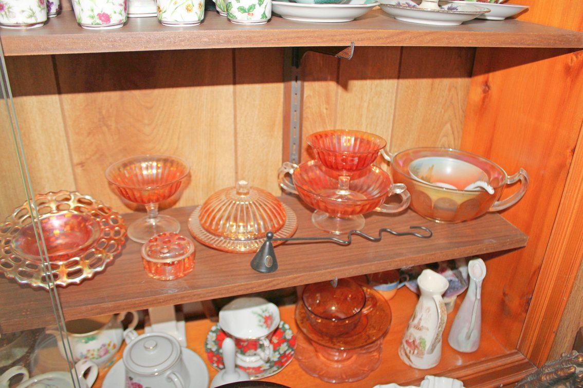 Image for LIVING ESTATE AUCTION
