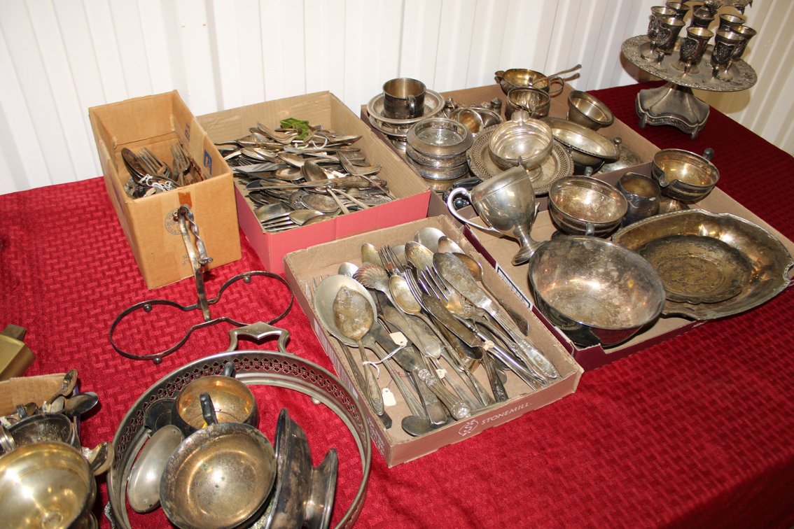 Image for UNUSUAL & INCREDIBLE ESTATE AUCTION