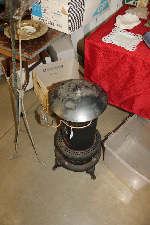 Image for UNUSUAL & INCREDIBLE ESTATE AUCTION