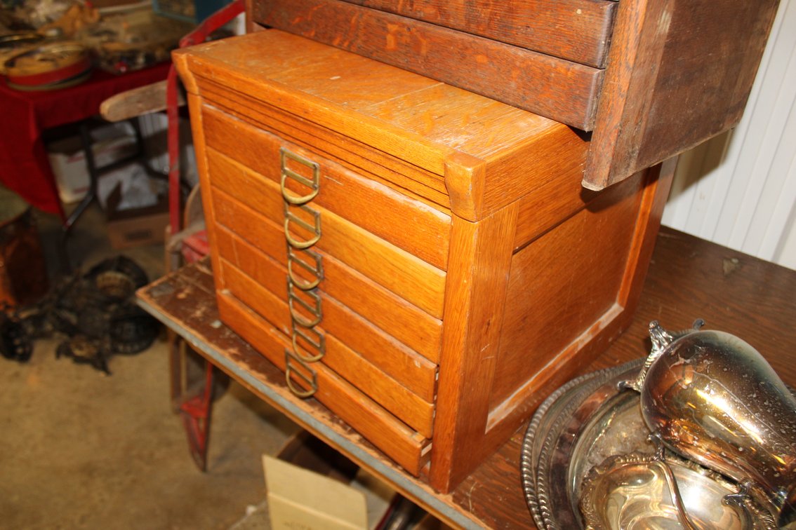 Image for UNUSUAL & INCREDIBLE ESTATE AUCTION