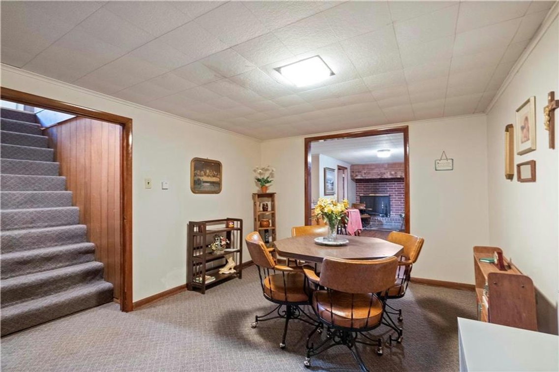 Image for LIVING ESTATE AUCTION