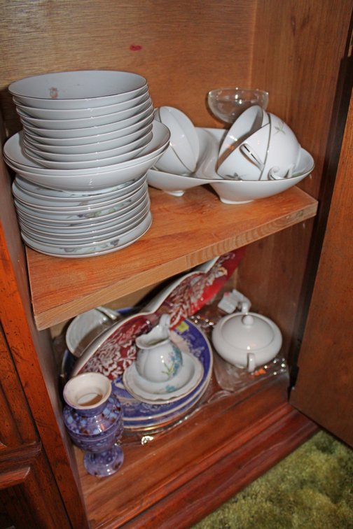 Image for LIVING ESTATE AUCTION