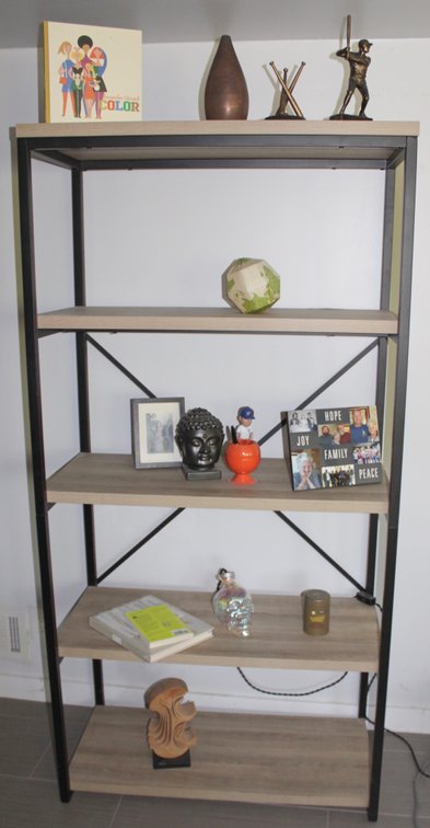 Image for MID CENTURY LIVING ESTATE AUCTION