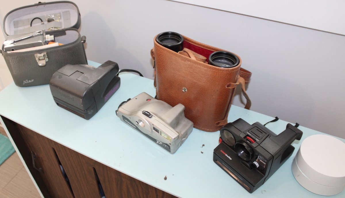 Image for MID CENTURY LIVING ESTATE AUCTION