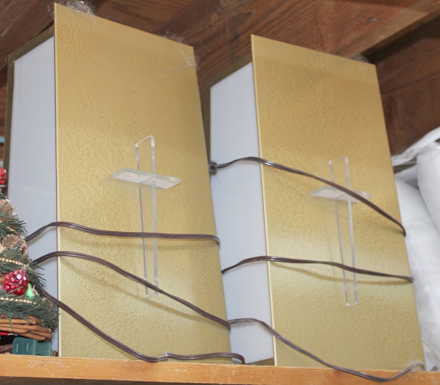 Image for MID CENTURY LIVING ESTATE AUCTION