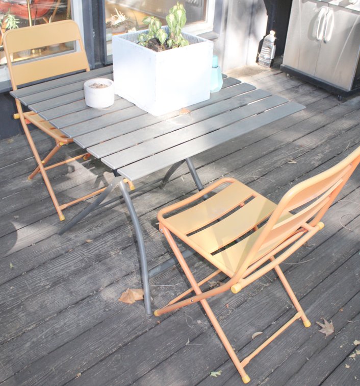 Image for MID CENTURY LIVING ESTATE AUCTION