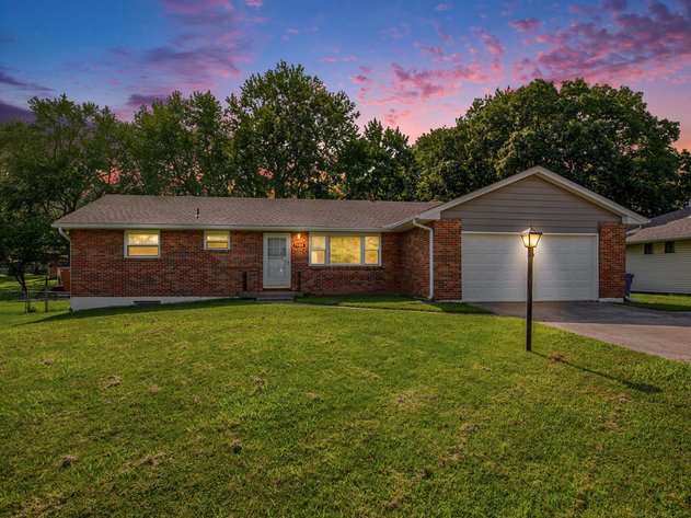 Image for REAL ESTATE & PERSONAL PROPERTY AUCTION
