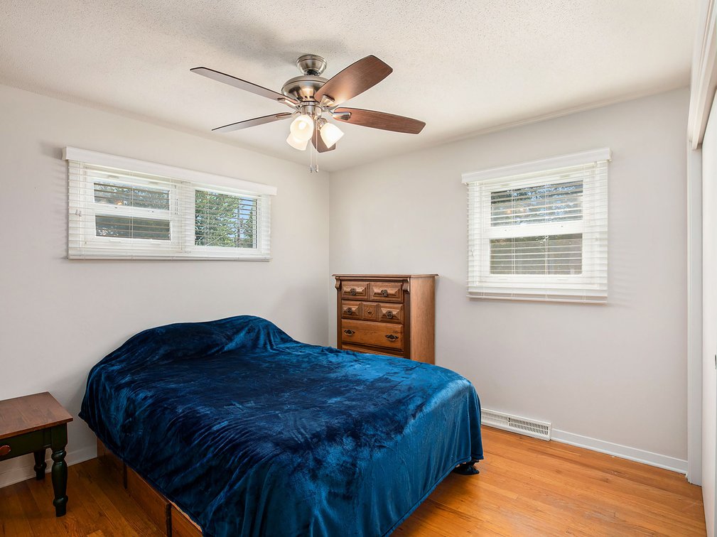 Image for REAL ESTATE & PERSONAL PROPERTY AUCTION