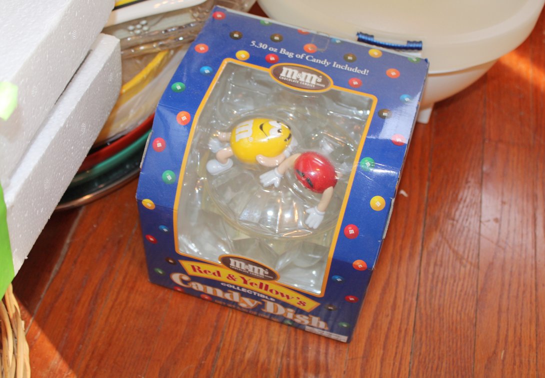 Image for HUGE VINTAGE TIME CAPSULE AUCTION