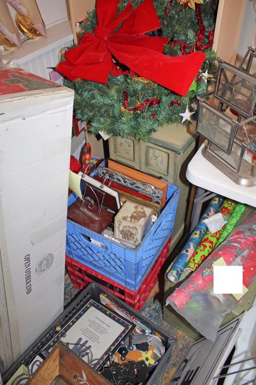 Image for EMERGENCY VINTAGE ESTATE AUCTION