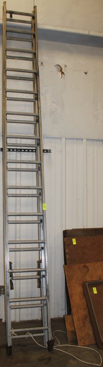 Aluminum Extension Ladder