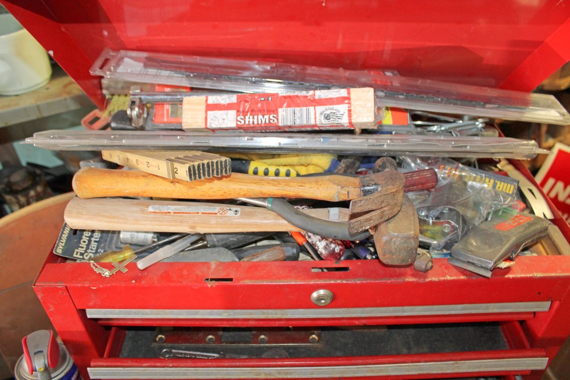 Image for ESTATE AUCTION