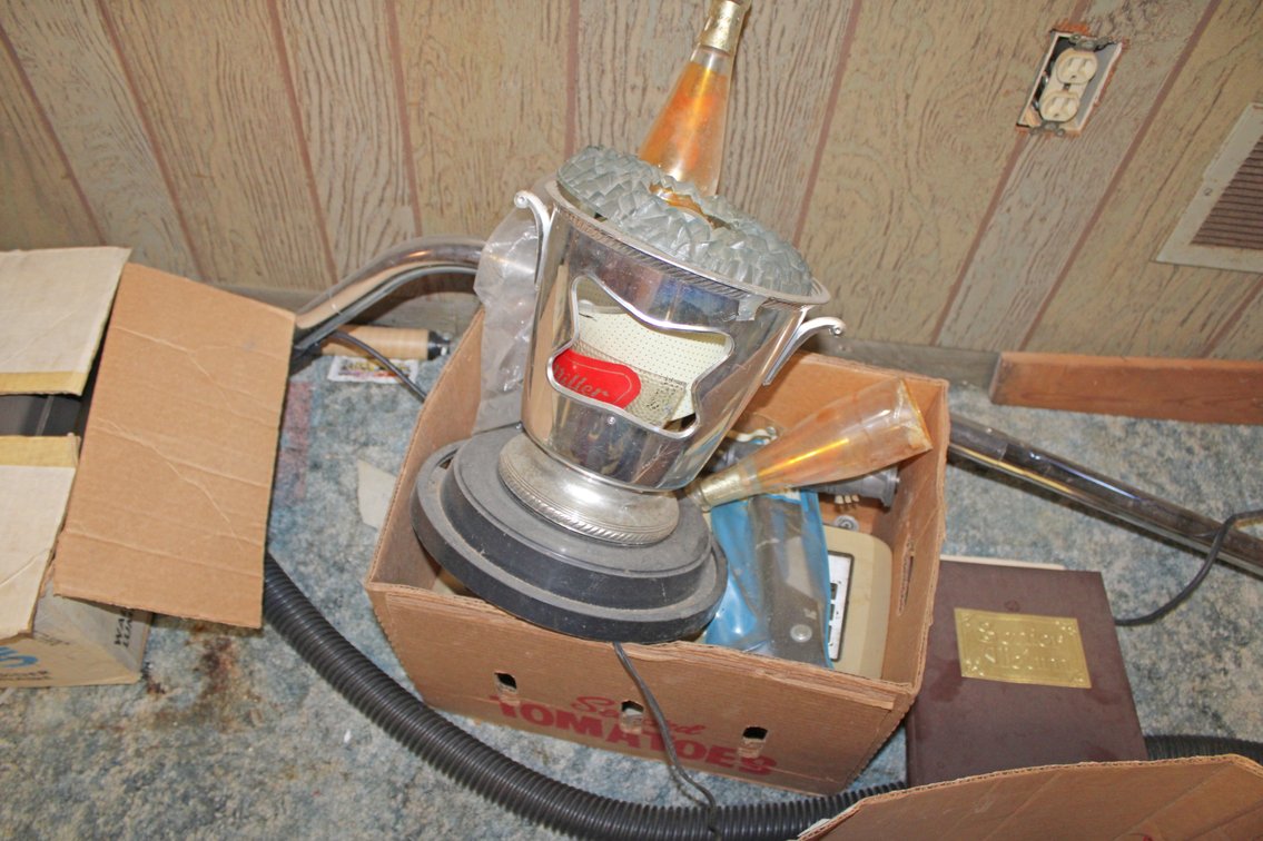 Image for ESTATE AUCTION