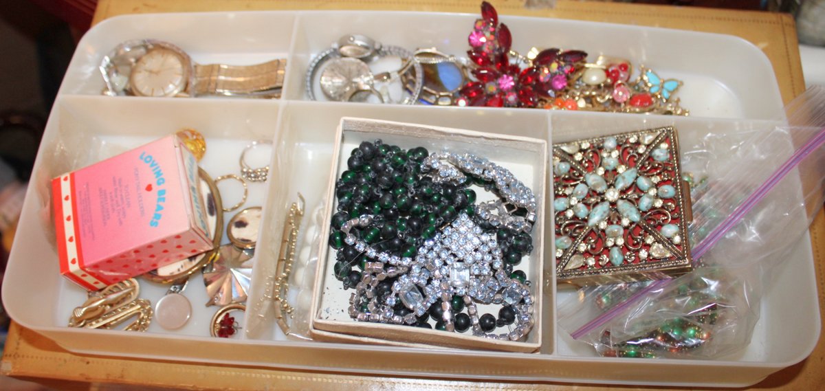Image for EMERGENCY VINTAGE TIME CAPSULE ESTATE AUCTION