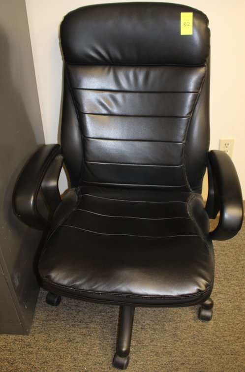 Like New Leather Executive Desk Chair