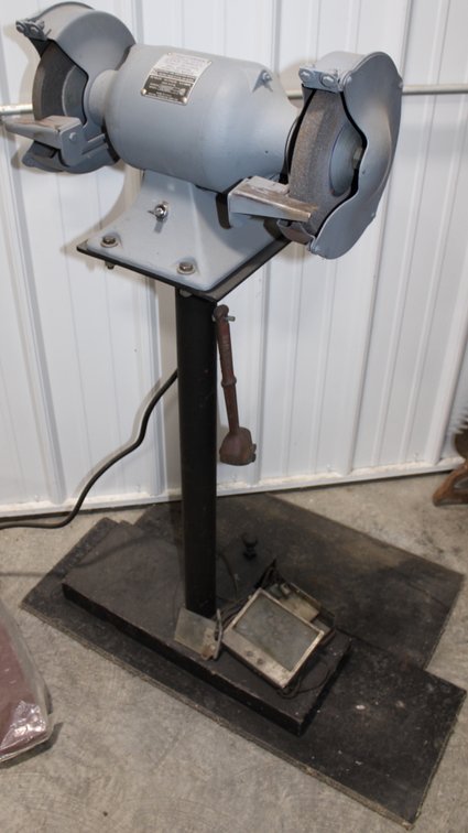 Image for FANTASTIC MOVING AUCTION