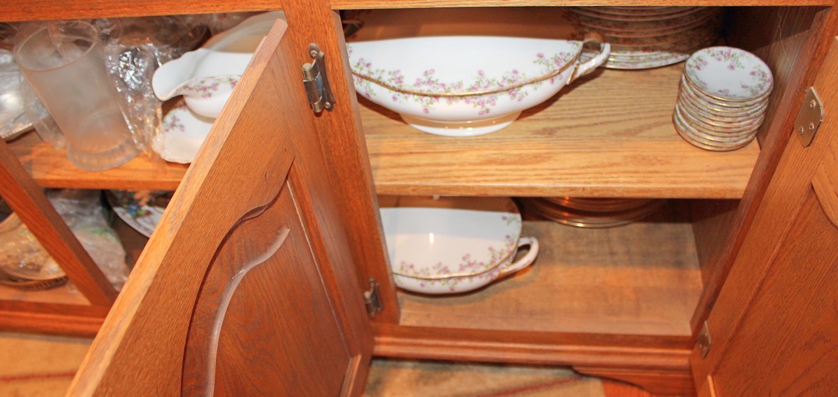 Image for ESTATE AUCTION