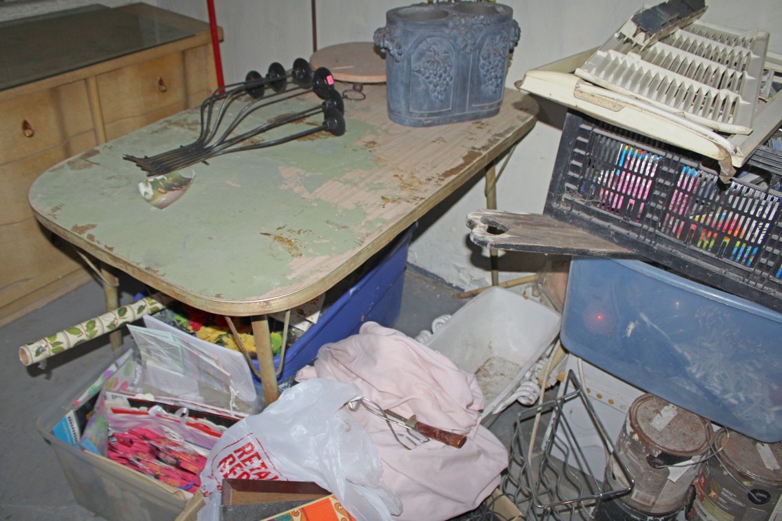 Image for ESTATE AUCTION