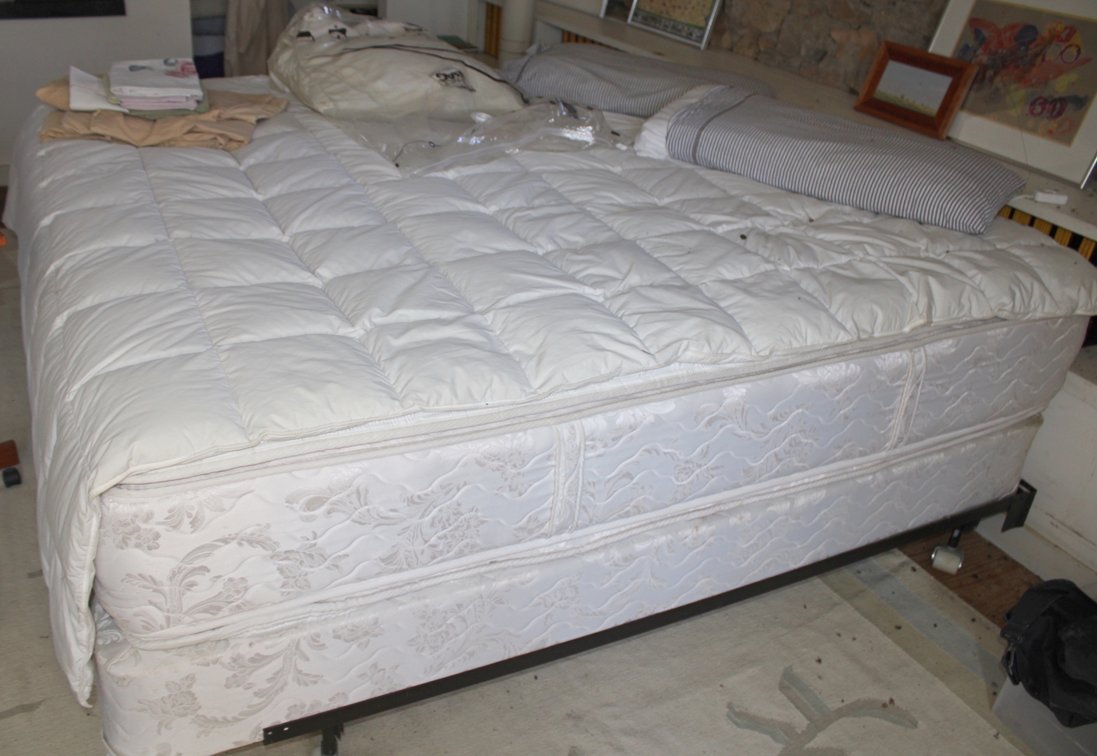 Image for ESTATE AUCTION