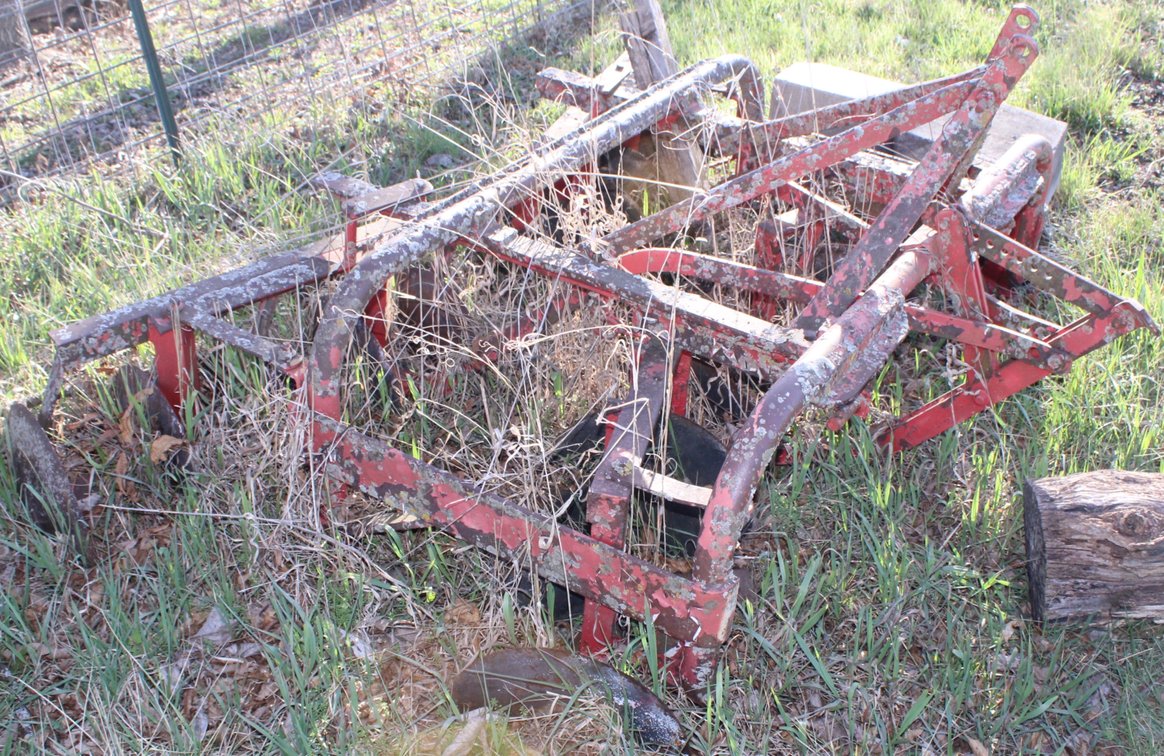 Image for HUGE LIVING ESTATE FARM AUCTION