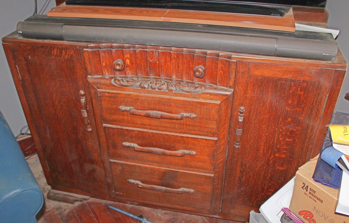 Image for ESTATE AUCTION