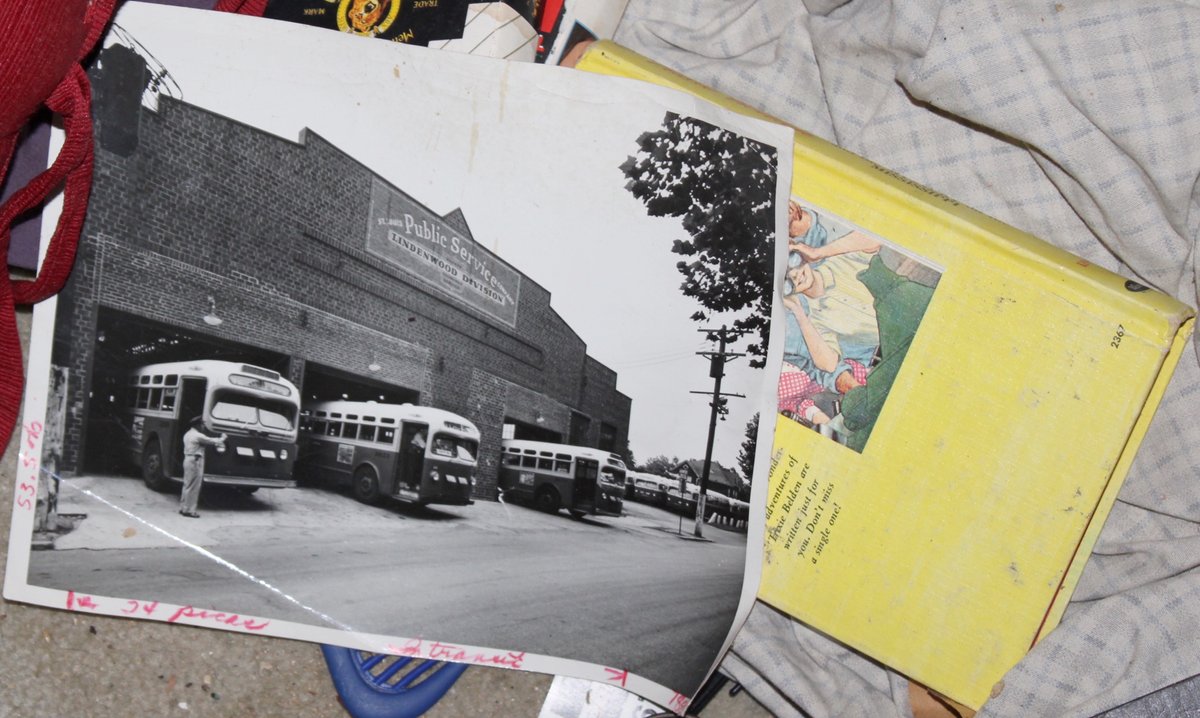 Image for TREASURE HUNTER'S LIVING ESTATE AUCTION