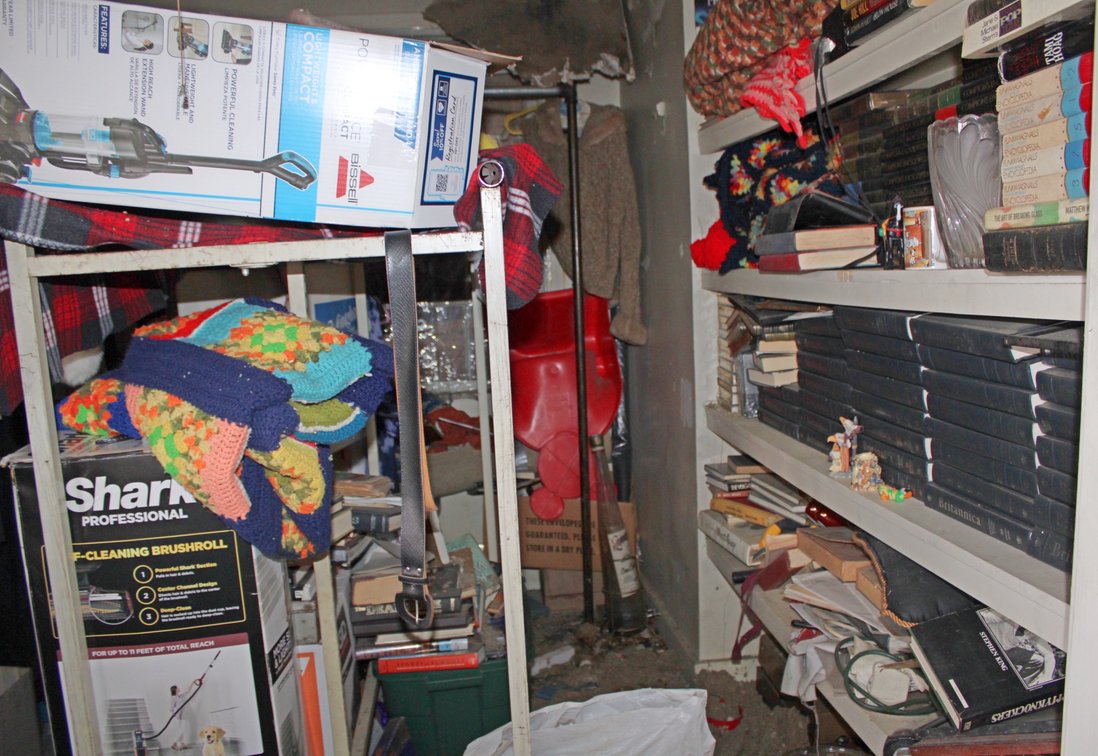 Image for TREASURE HUNTER'S LIVING ESTATE AUCTION