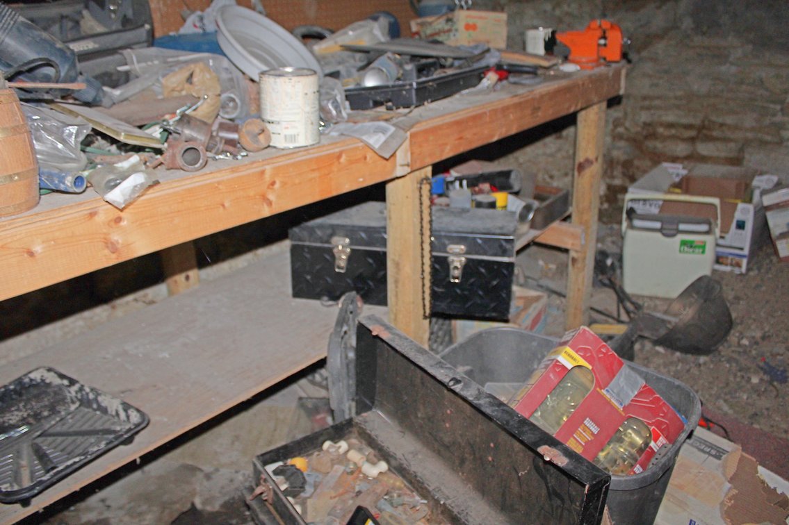 Image for TREASURE HUNTER'S LIVING ESTATE AUCTION
