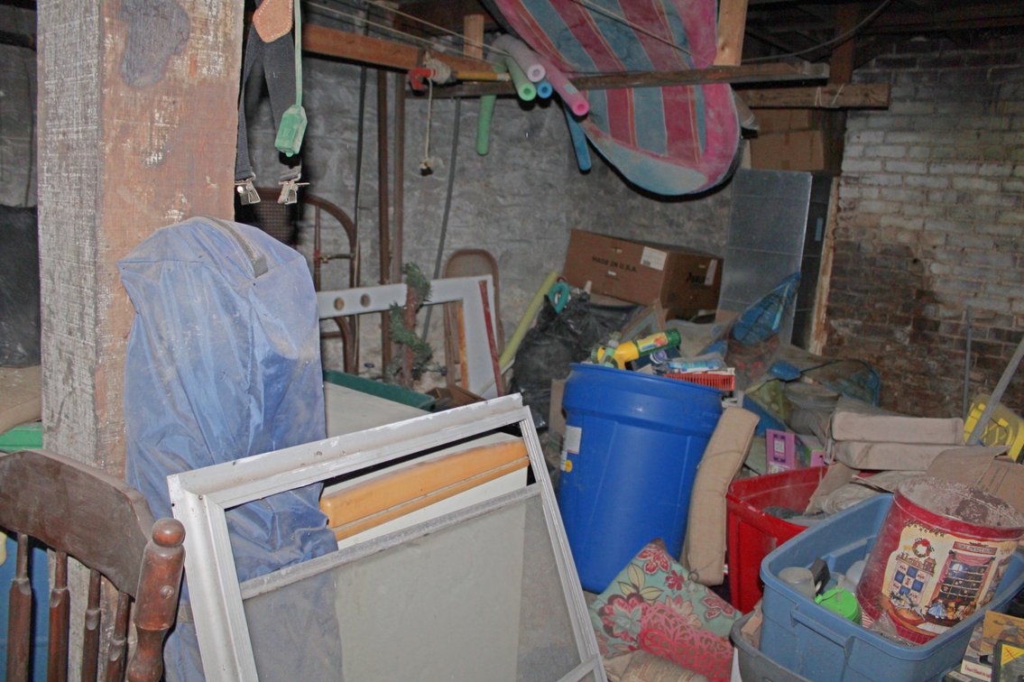 Image for TREASURE HUNTER'S LIVING ESTATE AUCTION