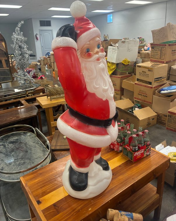 Image for INDOOR ANTIQUE DEALER'S ESTATE AUCTION