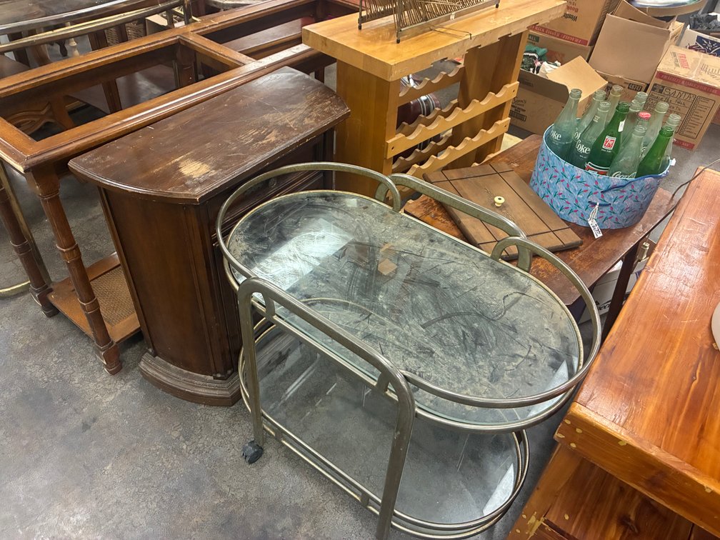 Image for INDOOR ANTIQUE DEALER'S ESTATE AUCTION