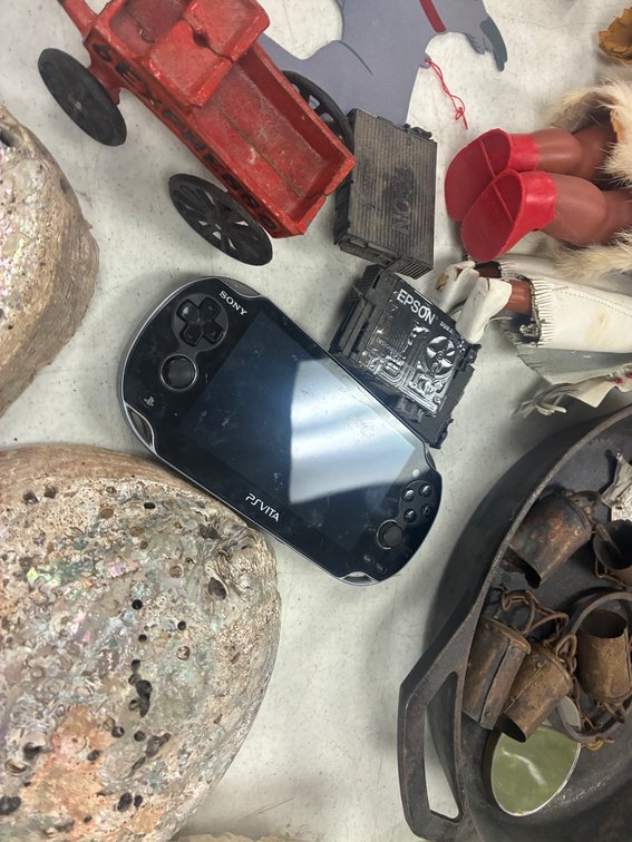 Image for INDOOR ANTIQUE DEALER'S ESTATE AUCTION
