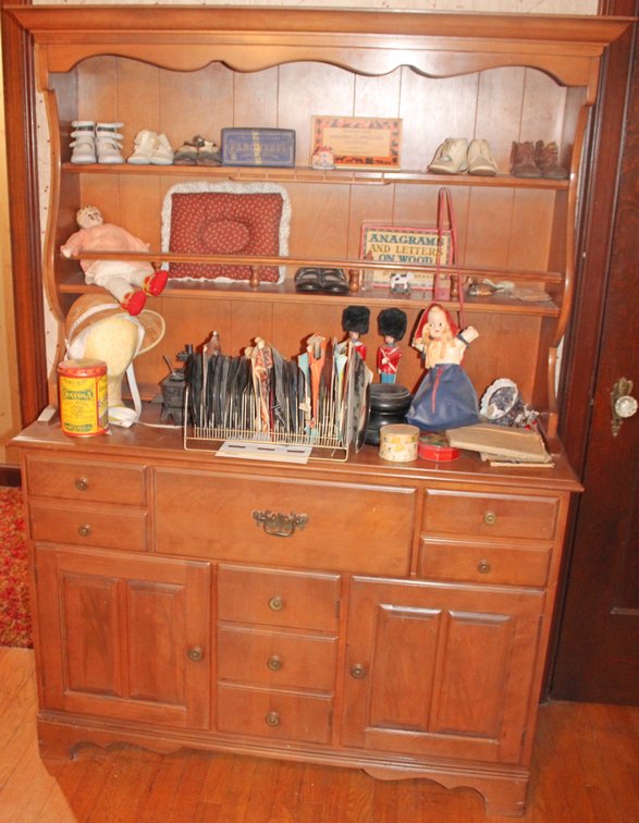 Image for ANTIQUE ESTATE AUCTION
