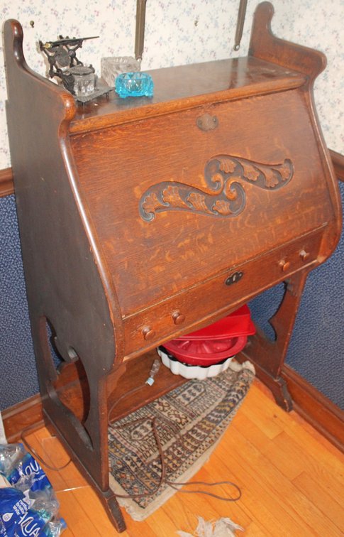 Image for ANTIQUE ESTATE AUCTION