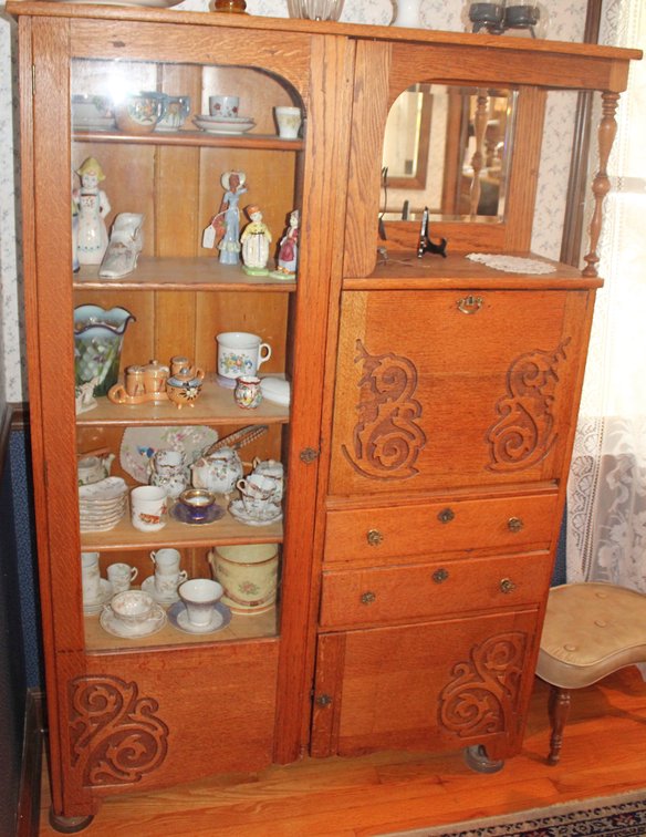 Image for ANTIQUE ESTATE AUCTION