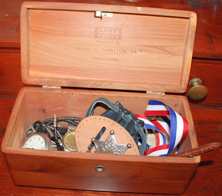 Image for ANTIQUE ESTATE AUCTION