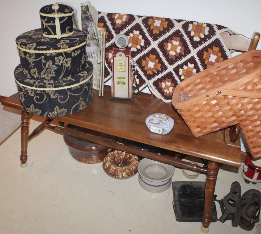 Image for FANTASTIC INDOOR COLLECTOR'S 2-RING ESTATE AUCTION