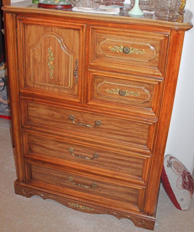 Image for FANTASTIC INDOOR COLLECTOR'S 2-RING ESTATE AUCTION